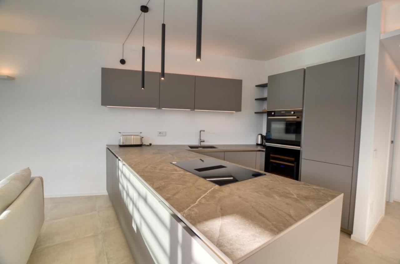 Appartement Casa Antonia 2 à Lenno Extérieur photo